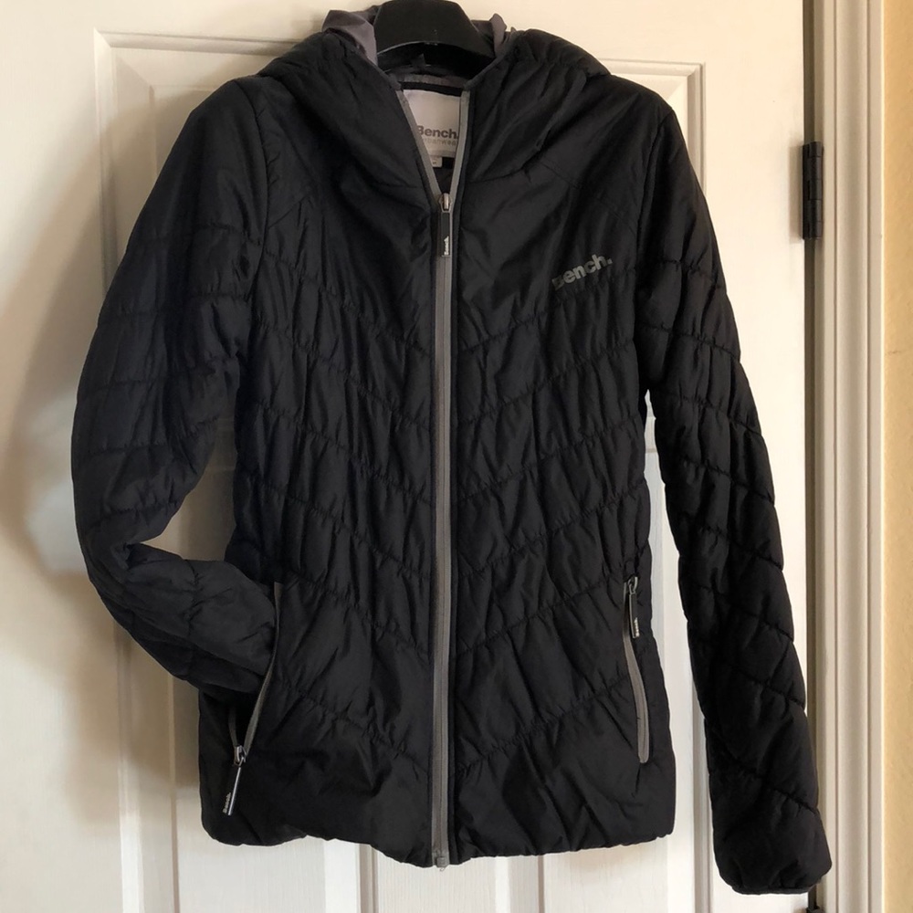 Bench Thin Puffy Black Jacket Medium with Hood